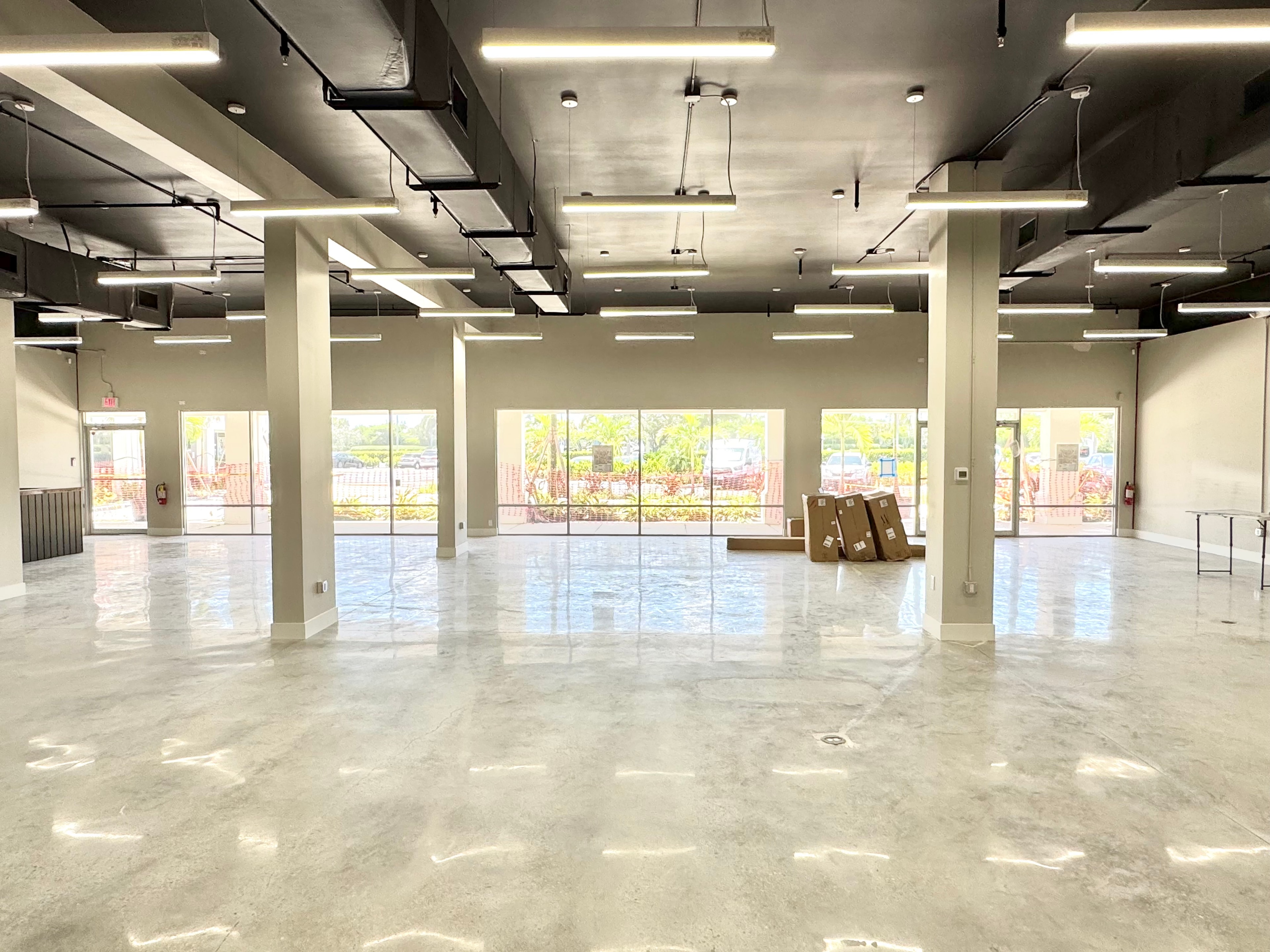 8793 Tamiami open floor plan with polished concrete