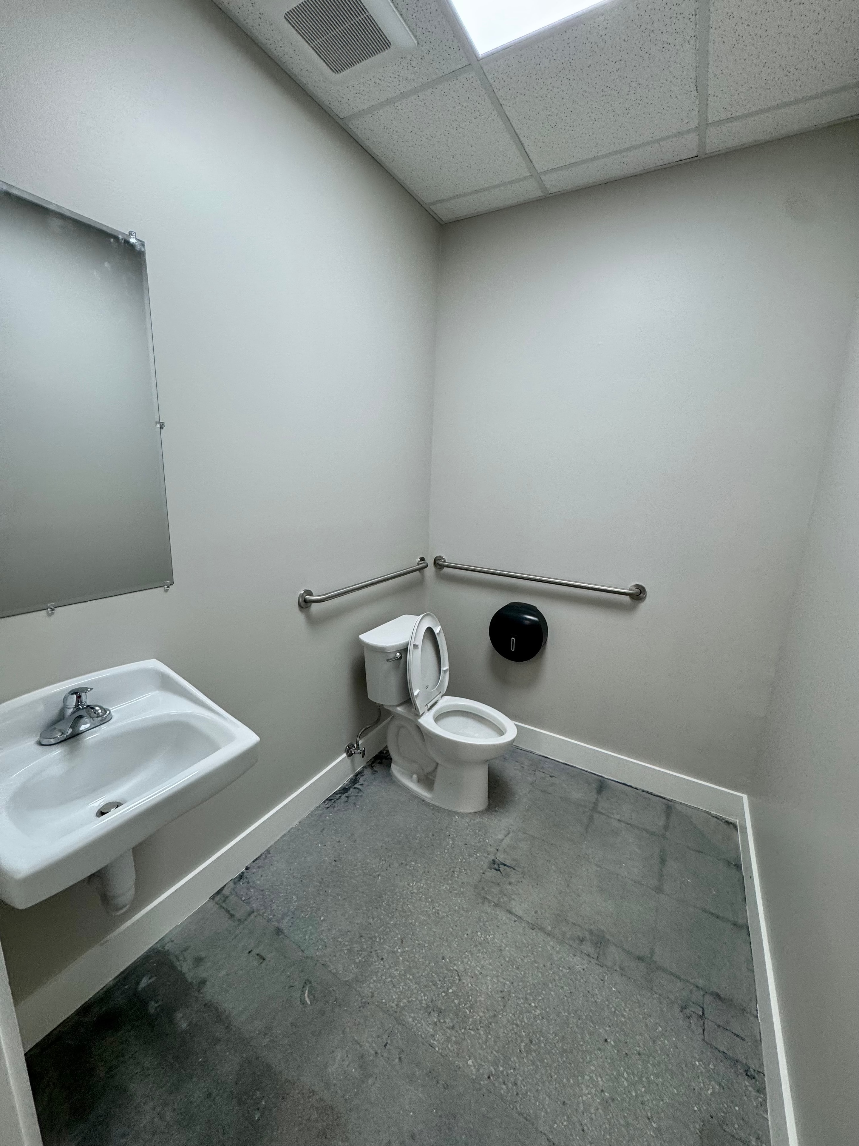 8793 Tamiami ADA compliant bathroom